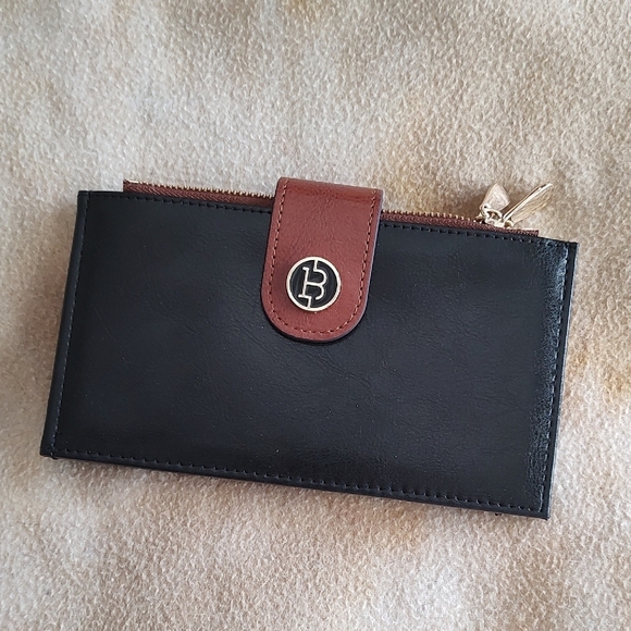 BOSTANTEN Ladies Black and Brown Wallet NWOT - Picture 1 of 7